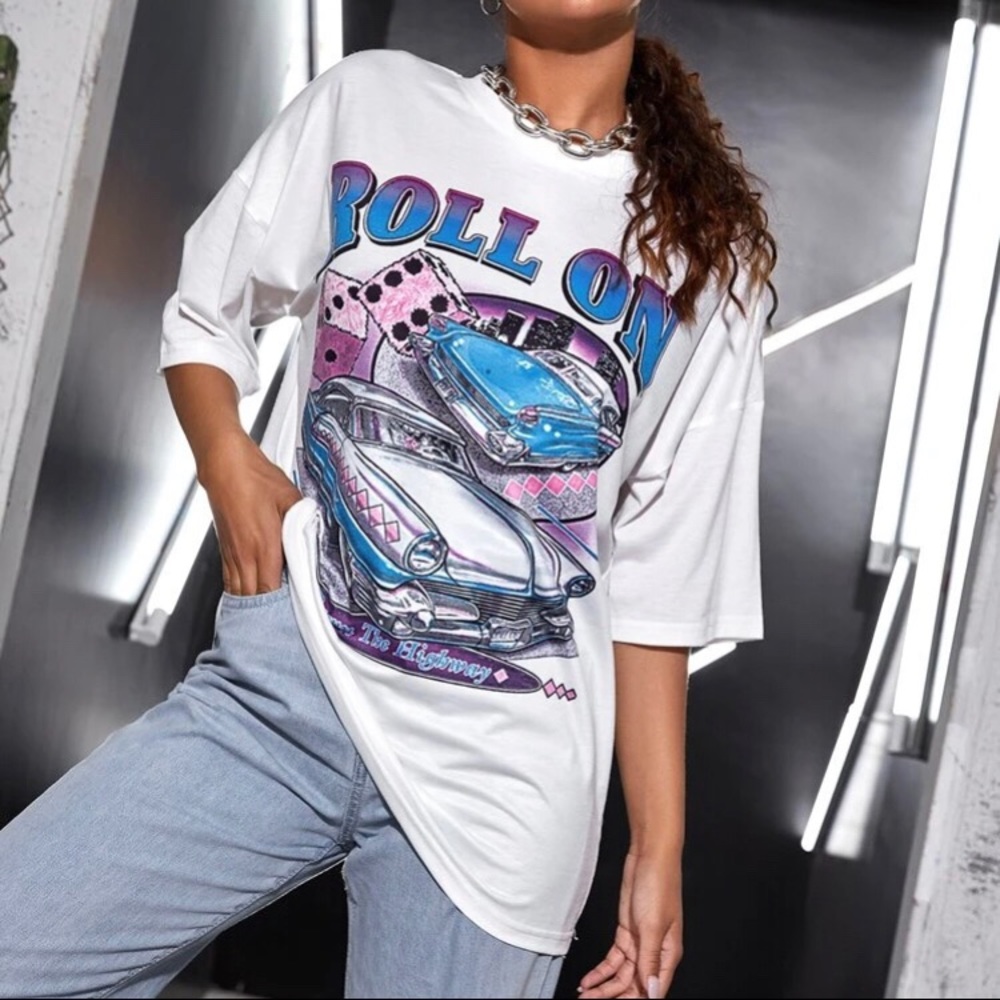 ROLL ON oversized tee